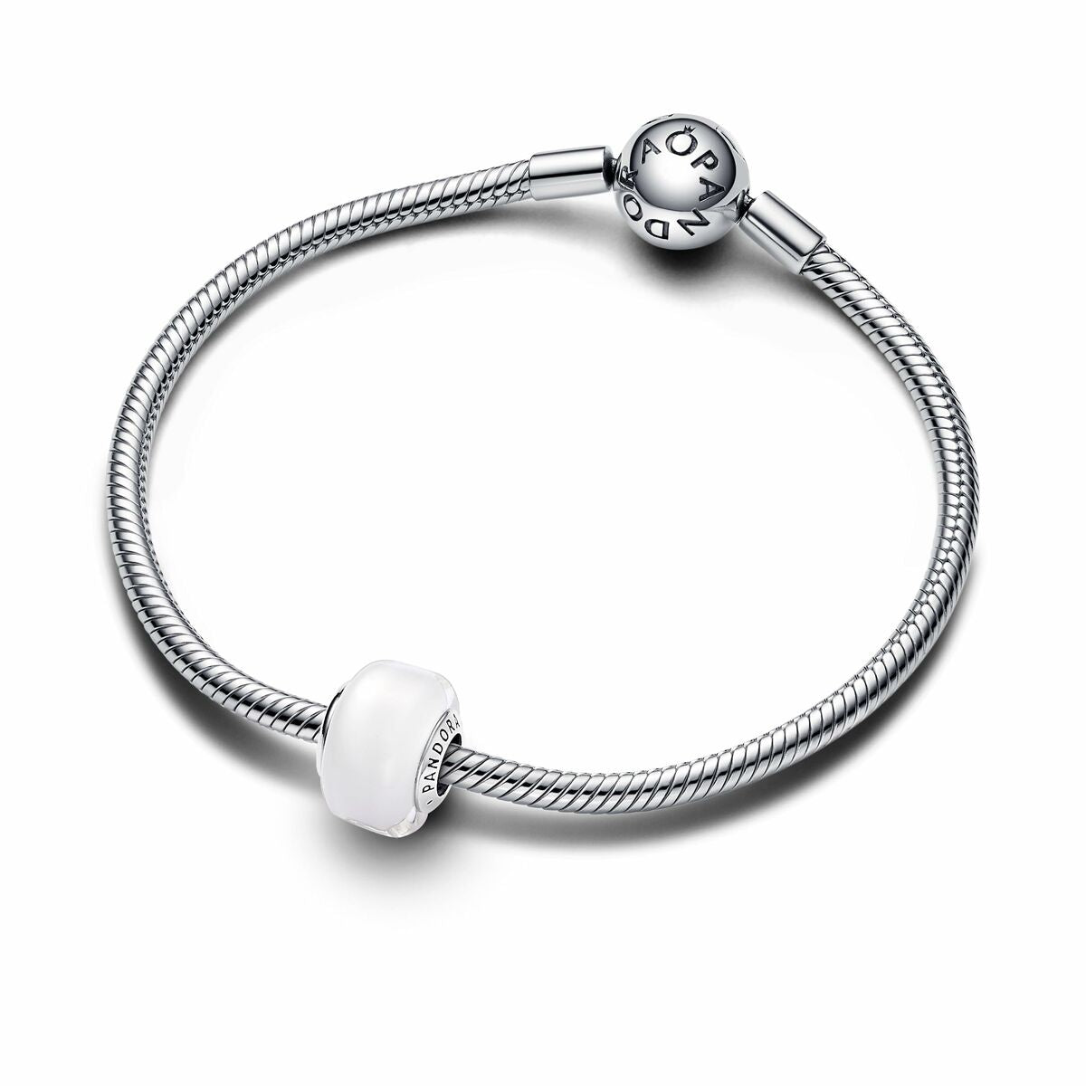 Woman's charm link Pandora 793118C00
