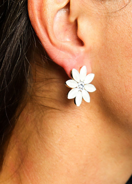 Pearl - Vintage Glass - Flowers - Earrings