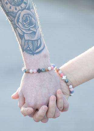 Set of 2 Gemstones Friendship Bracelets - Love - Amethyst & Rose Quartz