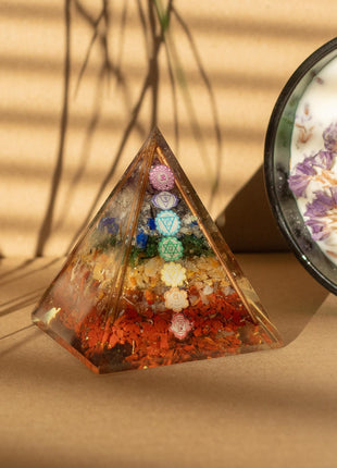 Med Organite Pryamids 7x6cm - Copper Bars - 7 Charkra Chips