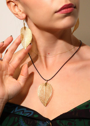 Earrings - Bravery Leaf - Gold