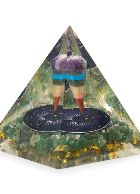 Med Organite Pryamids 7x6cm - Pendulum - Green Adventurine Chips