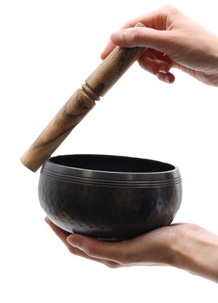 Med Black Beaten Bowl - 15cm